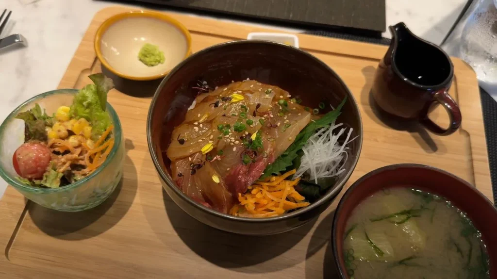 beef bowl and miso soup