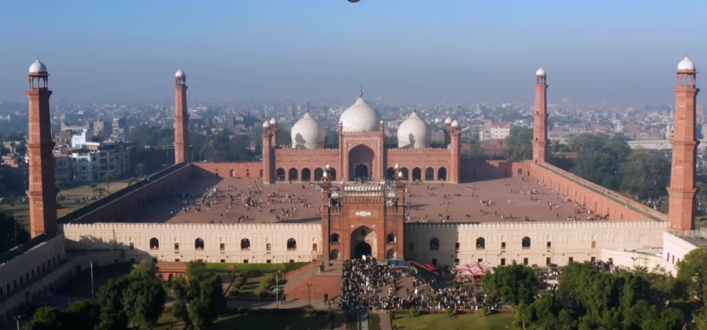 Badshahi mosque