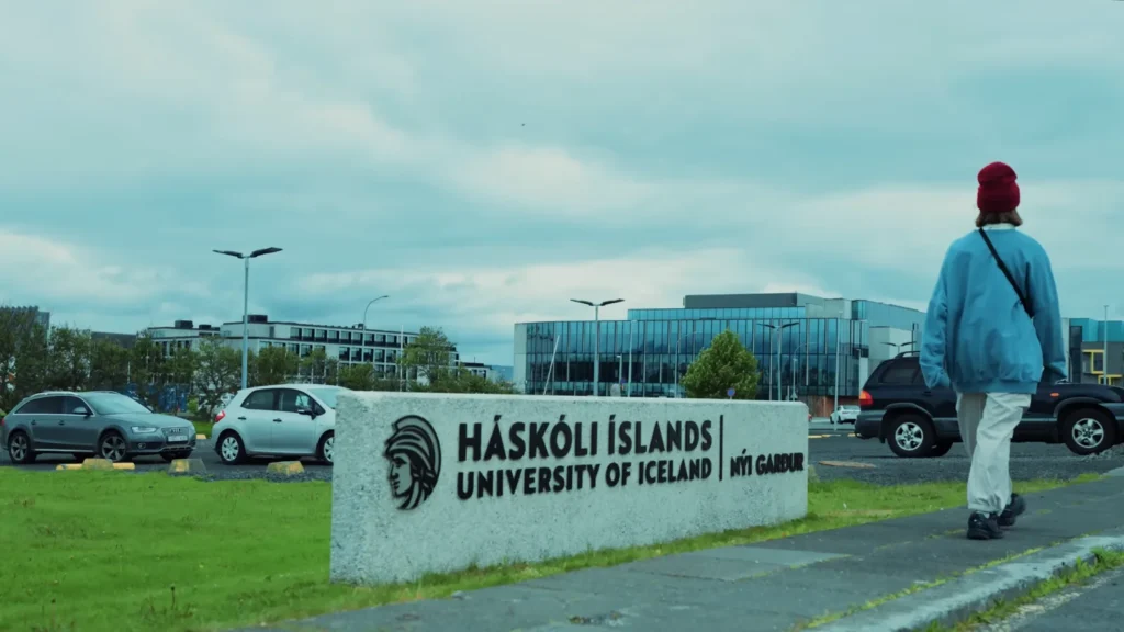 Haskoli Island Univercity