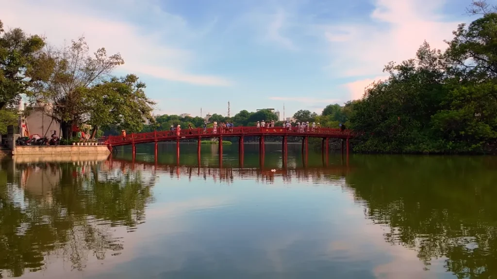Hoan kiem lake