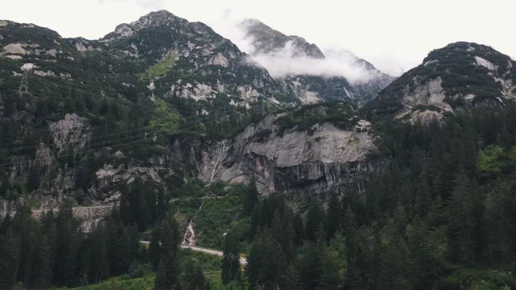 Mountains of Ausfahrt