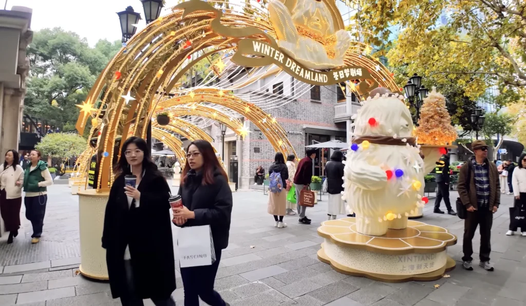 Winter Dreamland seasonal decorations