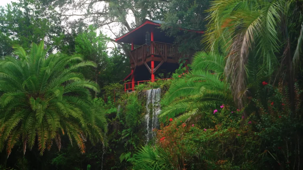 Cedar Lakes and Gardens