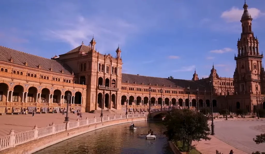 Finding the Real Seville Beyond the Tourist Photos