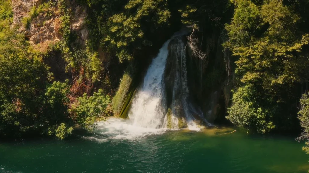 Skradinski Buk waterfall (the main attraction)