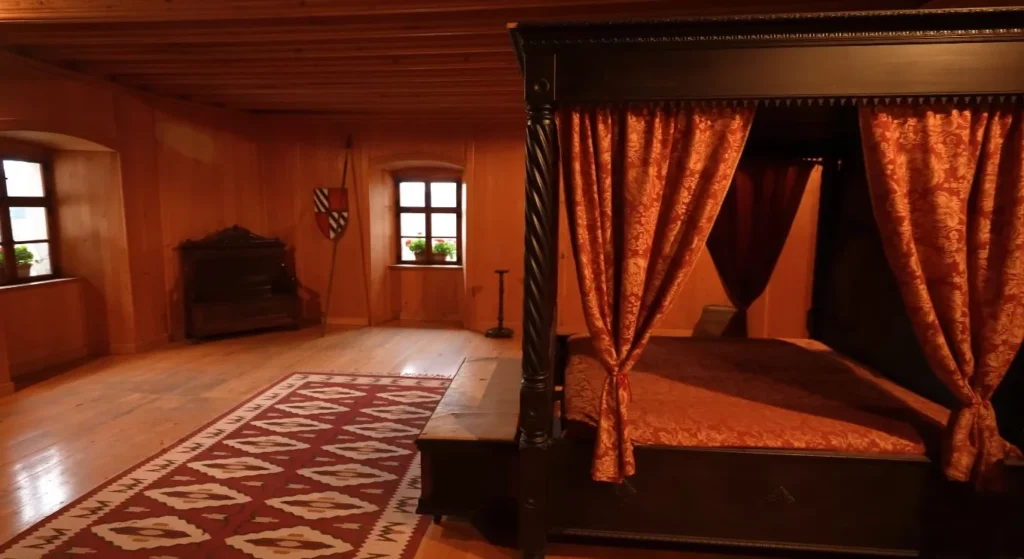 Predjama Castle interior, four-poster bed